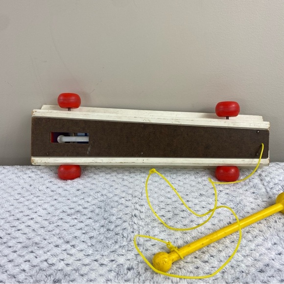 Fisher-Price Vintage Pull Along Rainbow Musical Xylophone for Kids - Picture 4 of 5